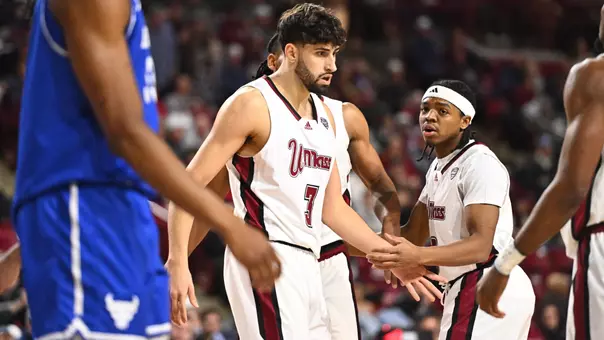 MBB26 - UMass vs. Buffalo (Carbuccia and Bettiol)