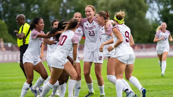 WSOC_Team_Huddle_25