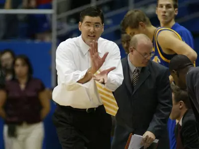 Dibble Signs National Letter of Intent With UMKC Basketball