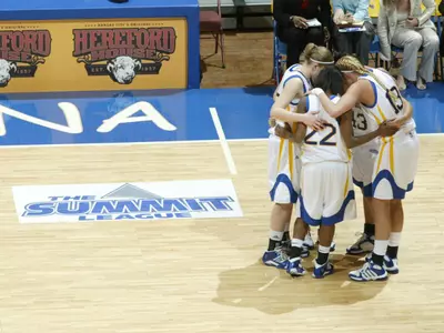 UMKC Women Close Out Regular Season Against IPFW On Monday Night