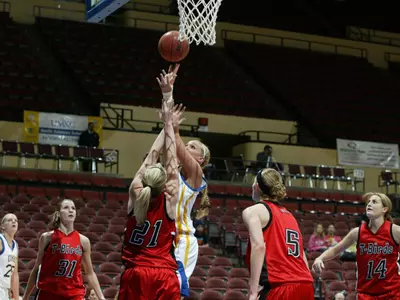 26-Point Outing By Klein Not Enough For Kangaroo Win