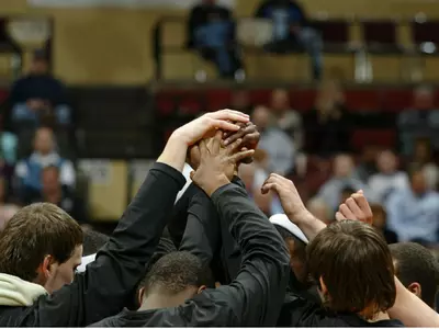 Men's Basketball Continues Road Trip At Northwestern On Monday Night