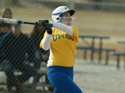 Softball Falls 8-0 To Southern Utah