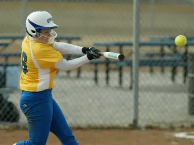 Softball Defeats Houston Baptist, Faces Tennessee-Martin Tomorrow