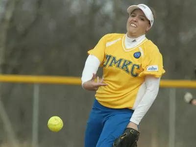 Kangaroos Drop Game At Auburn, 11-3