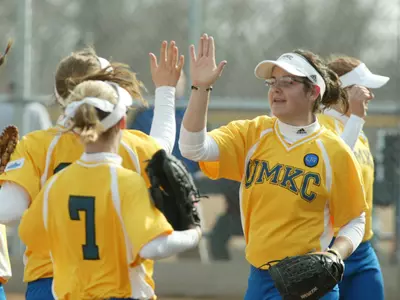 Kangaroos Set To Finish Out Road Swing Against North Dakota State In Omaha