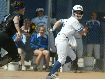 Kangaroos Fall 5-3 In Season Finale