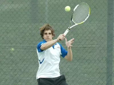 'Roos Get Back on Track In 5-2 Win Over Bradley