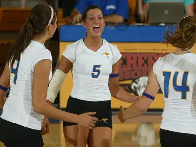 Kangaroos Head To Louisiana For Final Tournament Of '08