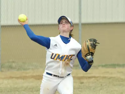 UMKC Drops Doubleheader At Oakland