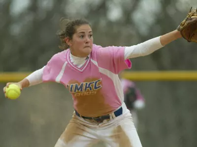 Kangaroos Split Doubleheader With Jackrabbits