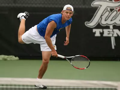 'Roos Lose Second Straight; Fall At Illinois-Chicago, 7-0