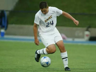 `Roos Fall To Bulldogs, Despite Shipley's First Goal