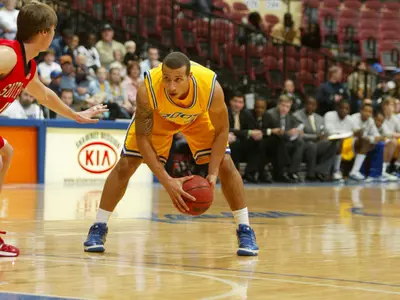 'Roos & Jackrabbits To Square Off At Municipal Auditorium On Thursday Night