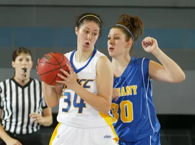 `Roos Open Up Summit League Play At Oakland And IPFW