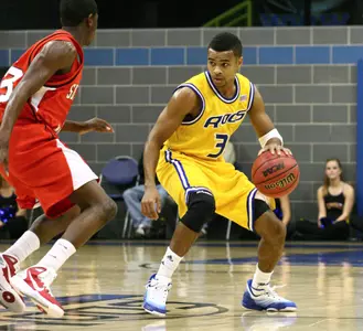 'Roos To Host SIU Edwardsville On Wednesday Night