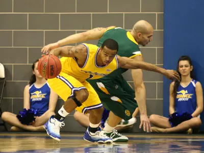 'Roos Set To Take On No. 3 Kansas On Wednesday