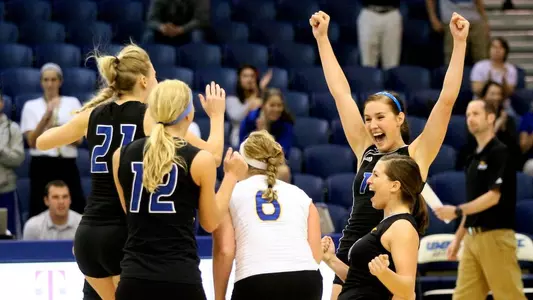 Kangaroos Shoot To Make Two Then Three Straight Against UNO, USD