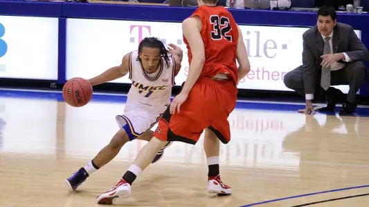 UMKC Faces Tabor in Final Exhibition Contest Saturday