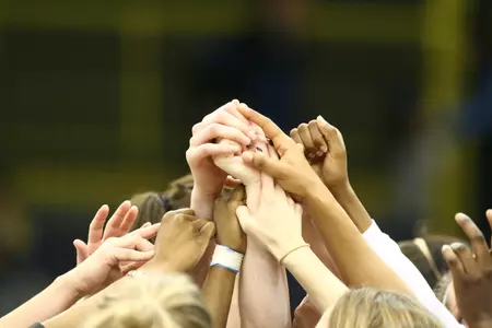 `Roos Take On No. 2 Seeded IPFW In Sioux Falls On Saturday