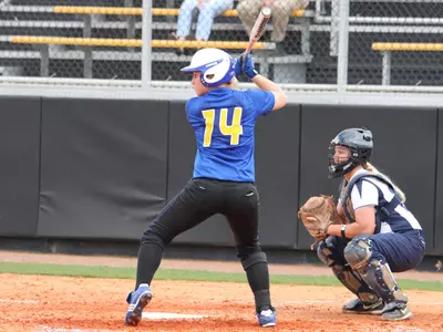 UMKC Advances To Championship Series With 4-3 Win Over Southern Utah