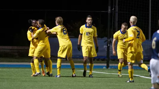 'Roos Head to No. 24 Creighton for Mid-Week Test