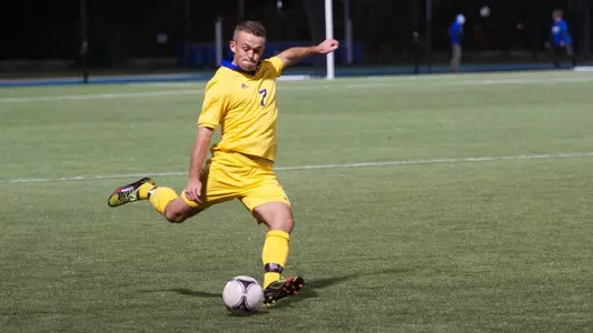 'Roos Host Omaha in Top Half Summit League Battle