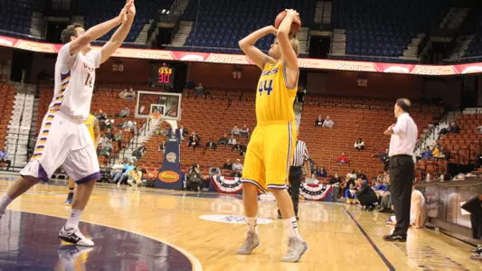 Kansas City Faces Spartans in Consolation Game Sunday