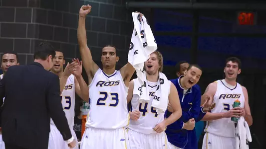 'Roos Look to Remain Unbeaten In Summit Play with Leathernecks In Town