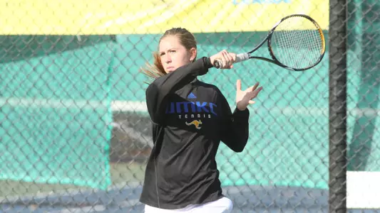 UMKC Women's Tennis Heads to St. Louis to Start Busy Weekend