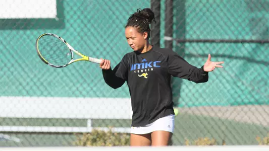 Wildcats Too Much for 'Roo Women, 7-0