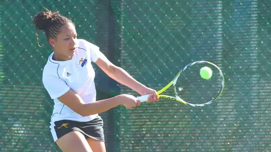 Kangaroos Edged by IPFW, But Clinch Postseason Spot
