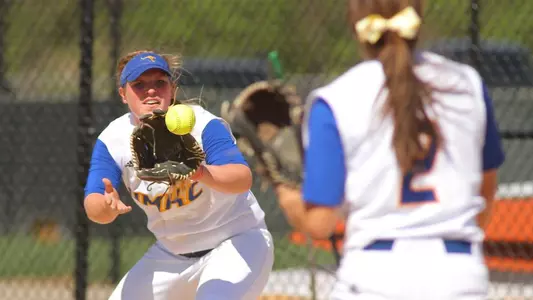 ?Roos Drop Both Games in Wednesday?s Doubleheader to Kansas