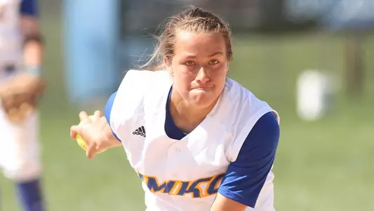 ?Roos Sweep Afternoon Series With NIU
