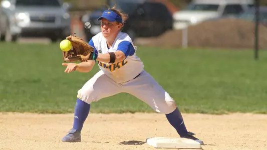 Cougars Too Much for UMKC in Tuesday Night's Doubleheader