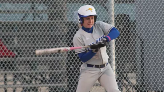 Kangaroos Fall 6-5 to South Dakota Despite Late Rally