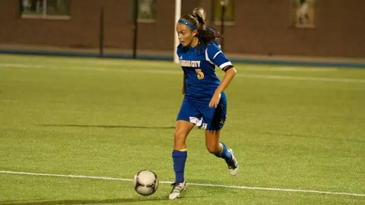 ?Roos Drop League Opener to Leathernecks, 4-1