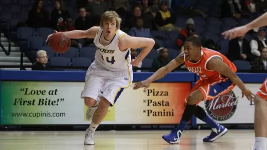 'Roos Continue Road Swing, Face Red-Hot Jacks on Saturday