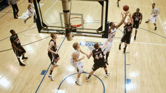 'Roos Set For Quarterfinal Tournament Match-Up with Bison Sunday Night