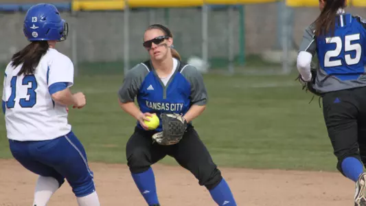 Billikens Slip Past Kansas City, 3-1