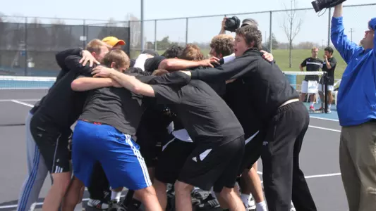 'Roos Depart For Los Angeles, Face No. 1 UCLA in NCAA Opening Round