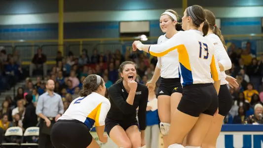 UMKC Puts 12-Match Win Streak On The Line In WAC Showdowns With NMSU, UTPA