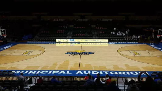 UMKC Unveils New Kansas City Skyline Themed Court Thursday