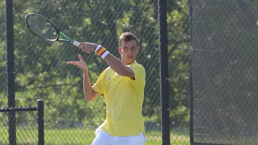UMKC Set to Take on Razorbacks