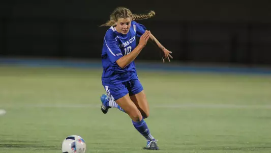 Roos, Lopes Play to 0-0 Draw at Durwood