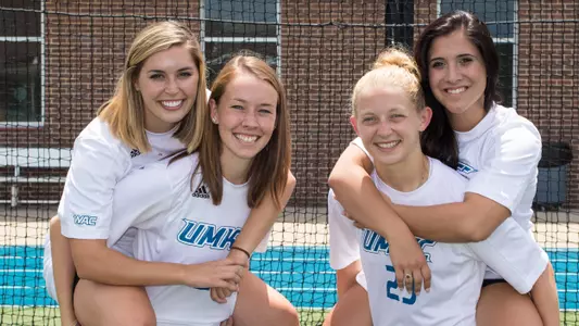 Roos Host Cougars on Senior Day for Regular Season Finale