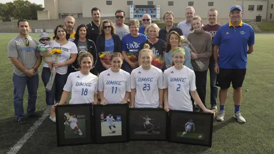 Roos Roll Cougars on Senior Day, 8-0