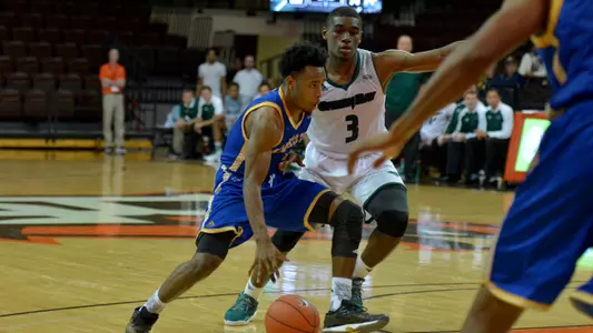 UMKC Falls to Green Bay; Roos Finish 2-1 at Bill Frack Tournament