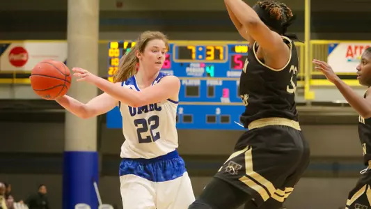 UMKC Tops Morgan State in Plaza Lights Classic Finale, 64-56