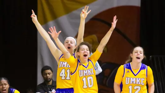 Hot Shooting Roos Roll in Exhibition, 115-50